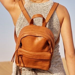 Madewell Lorimer Leather Mini Backpack
